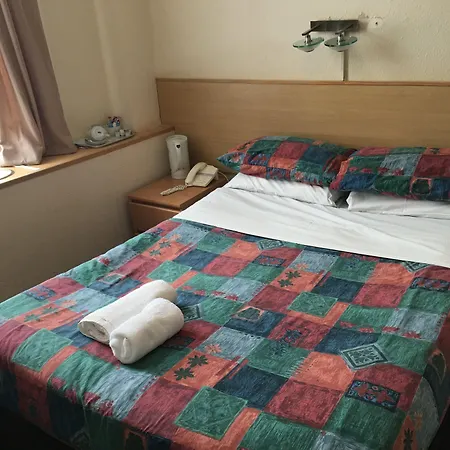 Smiths Hotel-2