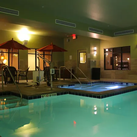 Little Missouri Inn & Suites New Town-3