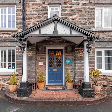 Glyntwrog House-3