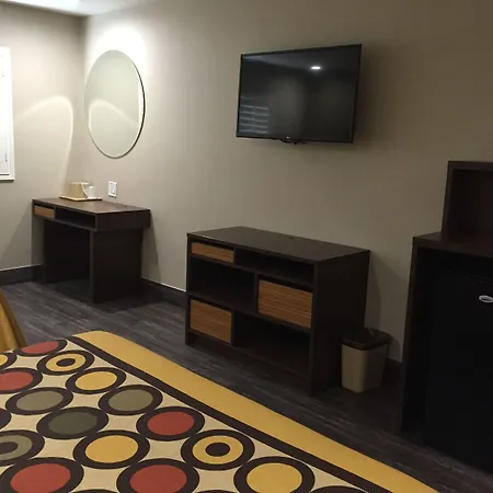 Super 8 By Wyndham National City Chula Vista-3