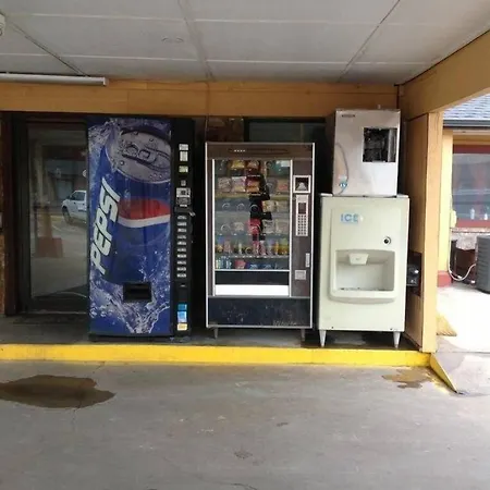 Interstate Inn Express-3