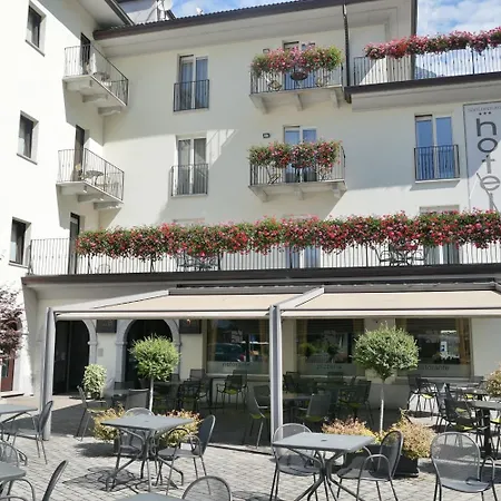 Hotel San Lorenzo Chiavenna-2