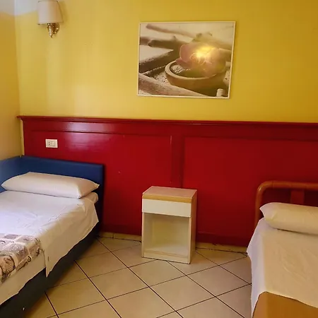 Fanti Rooms-2