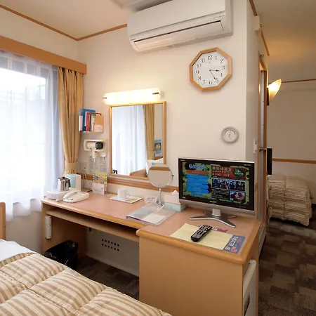 Toyoko Inn Kyoto Gojo-Karasuma-2