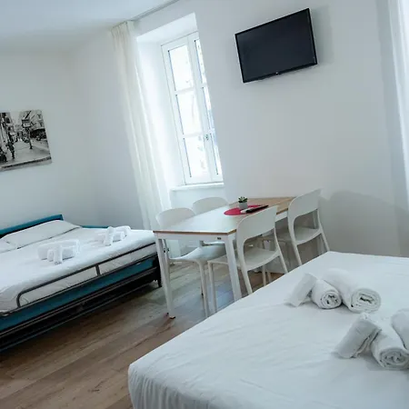 City Gallery Apartments-3