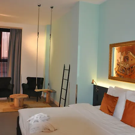 Hotel Rauw aan de Kade-3