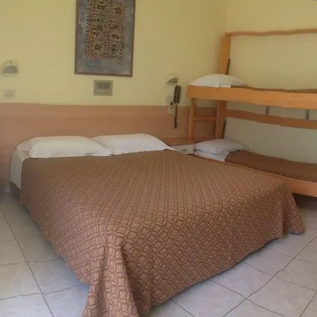 Hotel Fior Di Pino-3