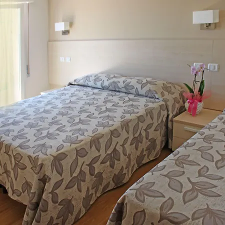 Hotel Silvia-3