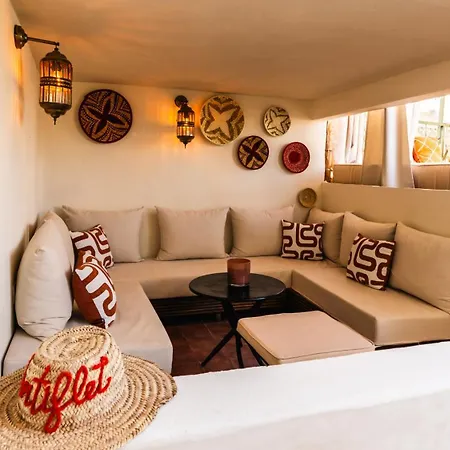 Riad Dar Tiflet-3