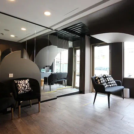 St Signature Bugis Beach, Short Overnight, 12 Hours, Check In 7Pm Or 9Pm-3