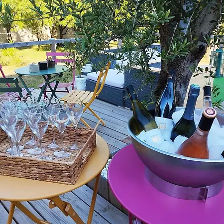 Le Mas Victoria - Chambres d'hôtes avec table d'hôtes-Parking privé ferme-3