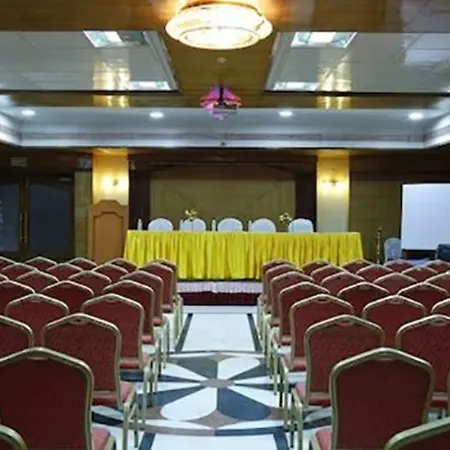 Fabhotel Prime Chennai Deluxe-3