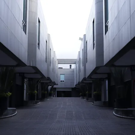 Newport Love Hotel-3