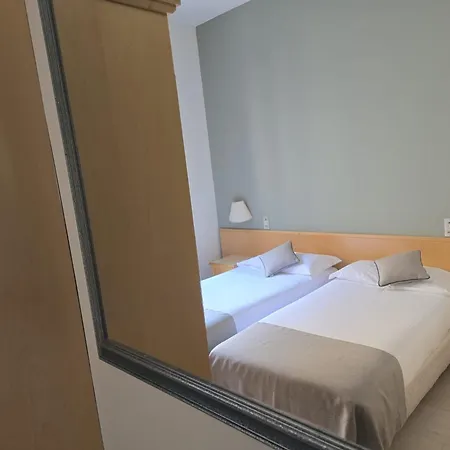 Mokinba Hotels Sant'Ambroeus-2