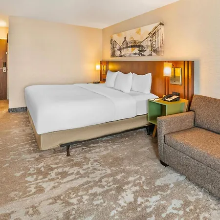 Comfort Inn Hamilton - Stoney Creek-2