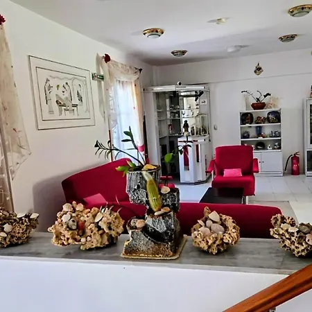 Sea Stone Apartments-3
