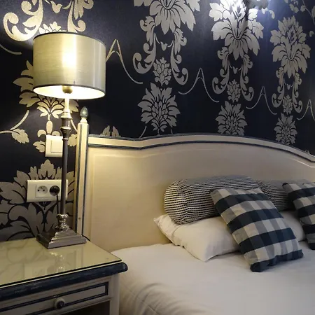 Logis Hotel Le Glacier-2