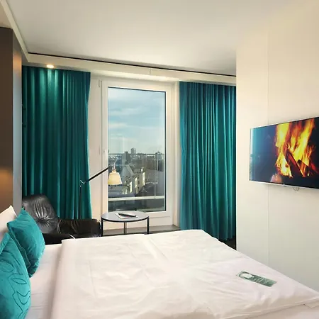 Motel One Frankfurt-Römer-3
