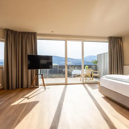Egger Apartments & Suites-3