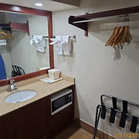 Best Western Montis Inn-3