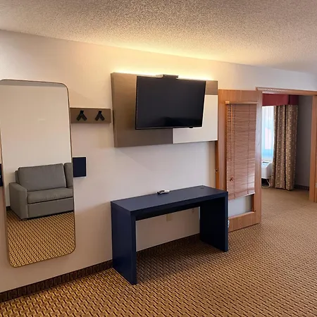 Comfort Suites Wisconsin Dells Area-3