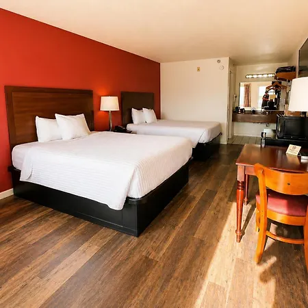 Carriage House Inn-2
