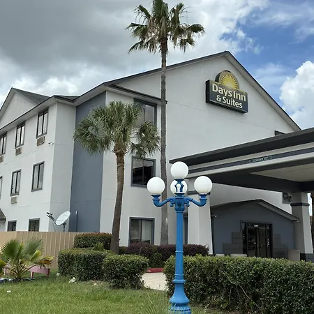 Days Inn & Suites By Wyndham Houston North/Aldine-2