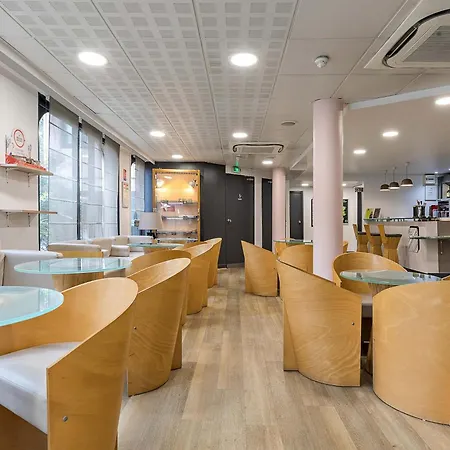 B&B HOTEL Rouen Centre Rive Gauche-2