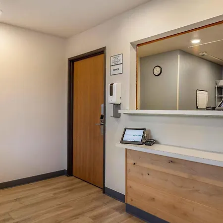 Extended Stay America Select Suites - Wichita - North-3