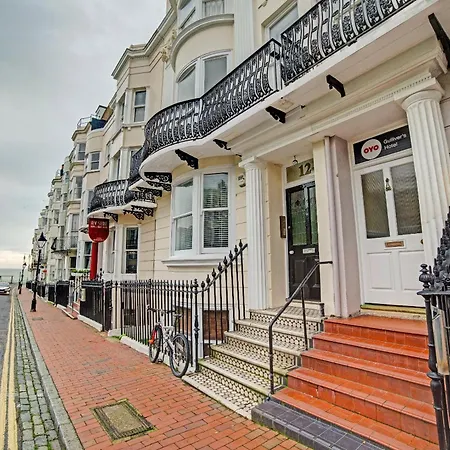 The Gullivers Hotel-2