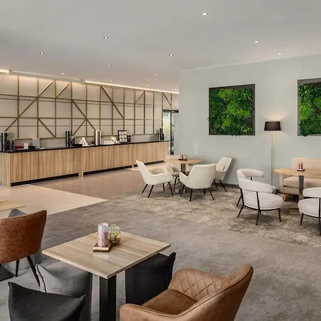 Ramada By Wyndham Essen-3