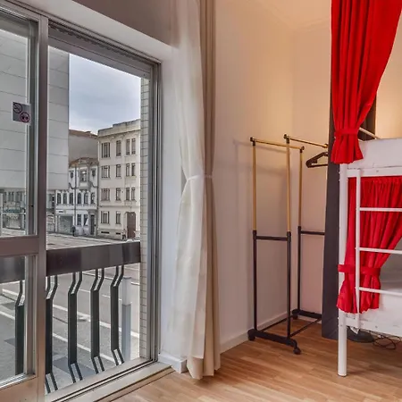 Avenue View Rooms-2