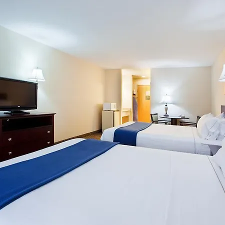 Holiday Inn Express Dillard-2