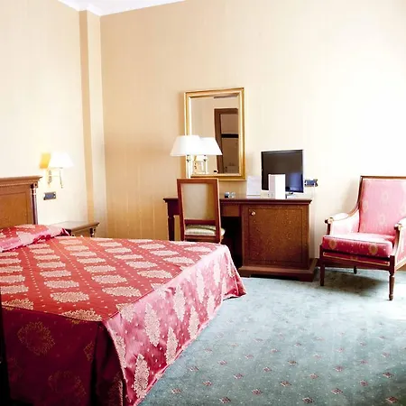 Hotel Jolly-3