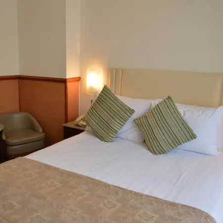 Holiday Villa Hotel-2