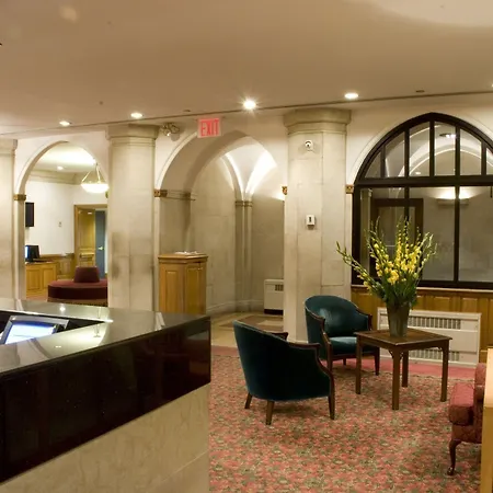 Salisbury Hotel-2
