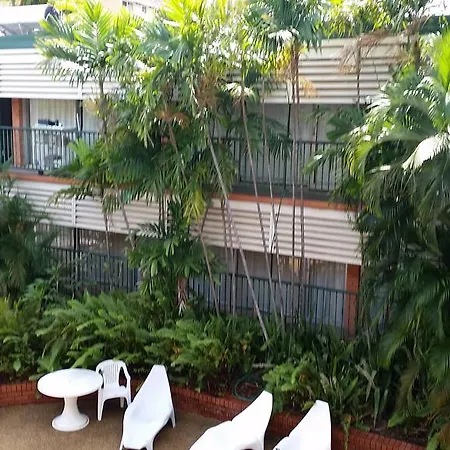 Palms Motel-2