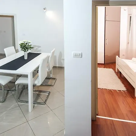 Žnjan Beach Apartments-3