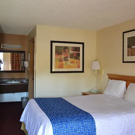 Travelodge By Wyndham Sea-Tac Airport North-3