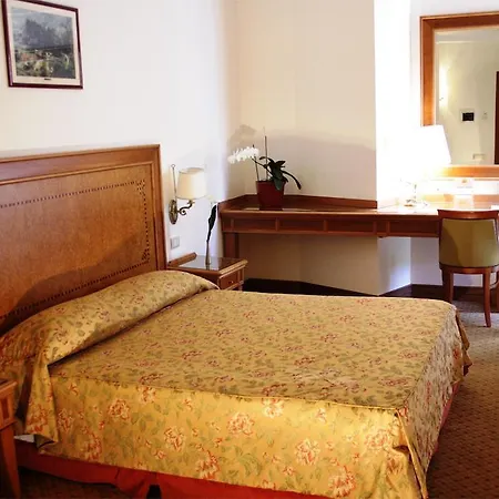 Sunrise Hotel-2