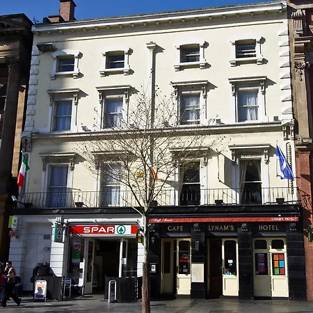 Lynams Hotel-2