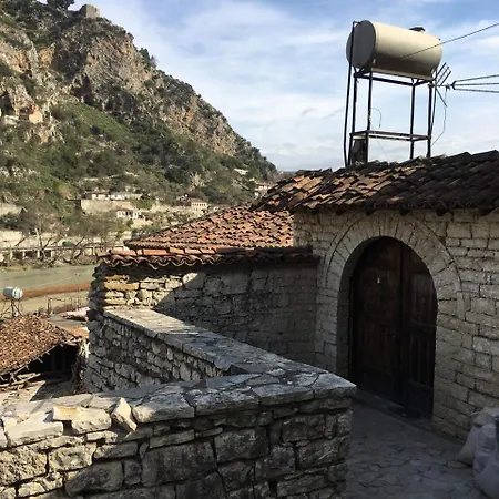 Romeo'S Guest House-3