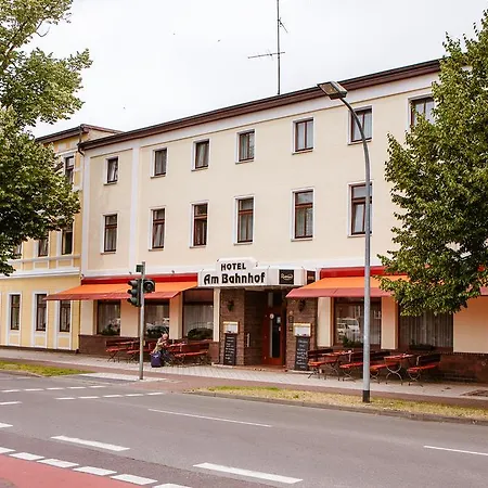 Hotel am Bahnhof-3