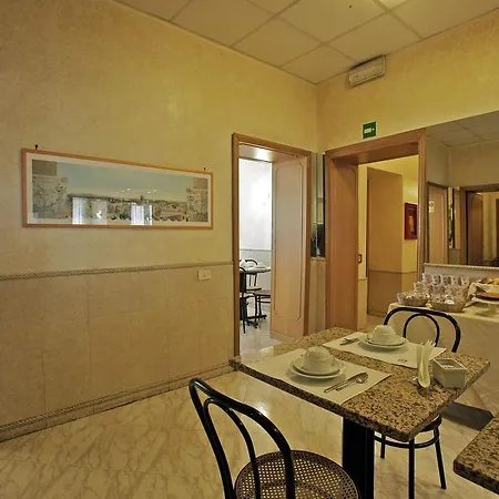 Hotel Embassy-3
