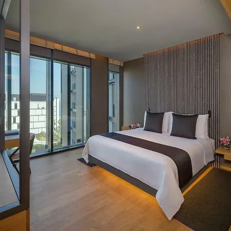 The Residences Caesars Palace Bluewaters-2