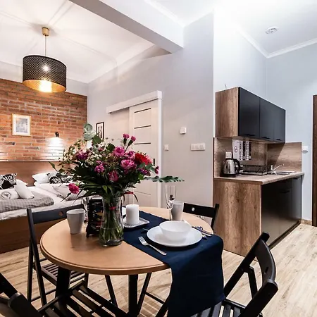 Lubomirskiego 23 Residence - Great Location, 10 Min To Main Square By Foot, Right Next To Main Rail And Bus Station-2