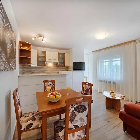 Apartmani Marina-3