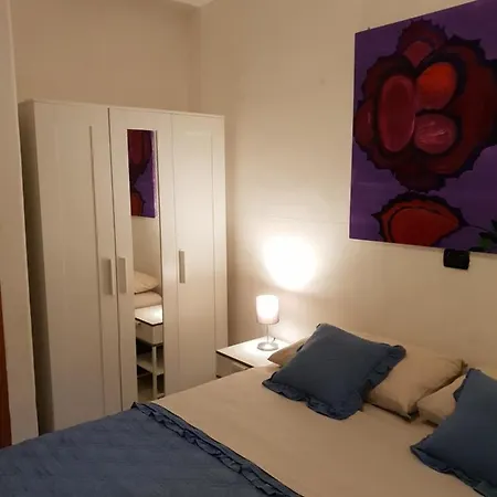 Rooms In The Beach-2