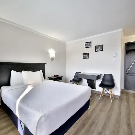 Motel Newstar Laval-2