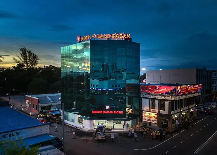 Grand Bagan Hotel
